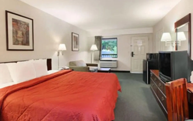 photo 2 of Days Inn & Suites Columbia Airport