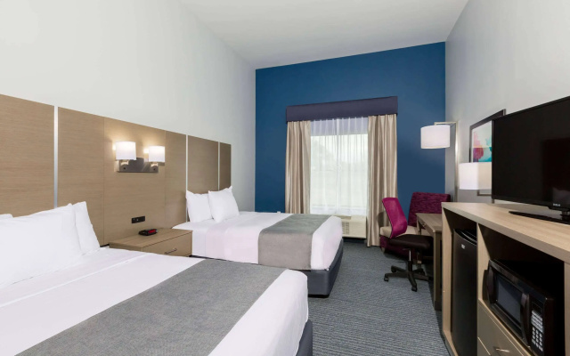 photo 3 of Days Inn & Suites by Wyndham Houston NW Cypress