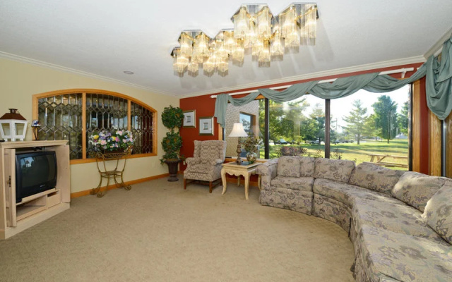 photo 3 of Days Inn & Suites By Wyndham Kalamazoo
