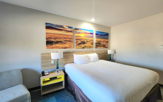 photo 4 of Days Inn & Suites by Wyndham Katy