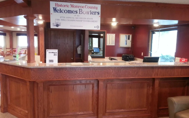 photo 2 of Days Inn & Suites Monroe