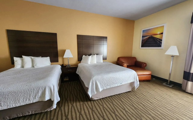 photo 4 of Days Inn  Suites by Wyndham Pasadena