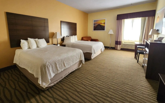 photo 5 of Days Inn  Suites by Wyndham Pasadena