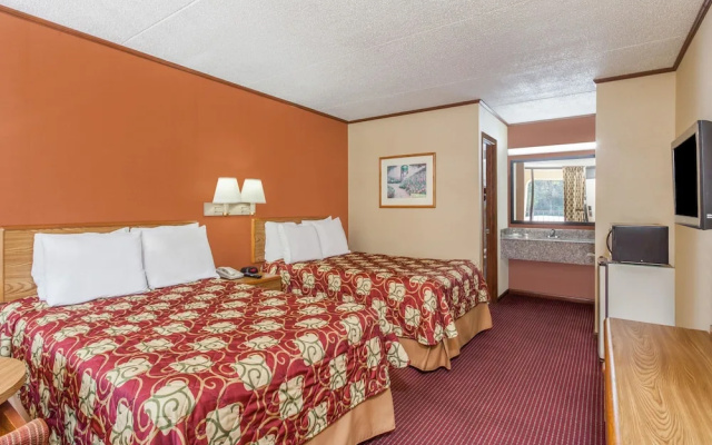 photo 3 of Days Inn Sweetwater