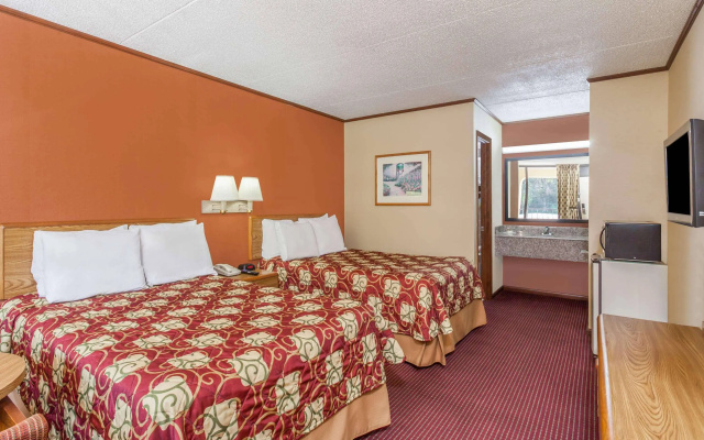 photo 3 of Serenity Inn