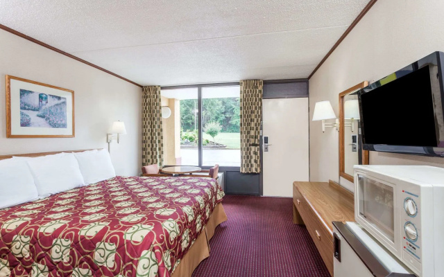 photo 5 of Serenity Inn