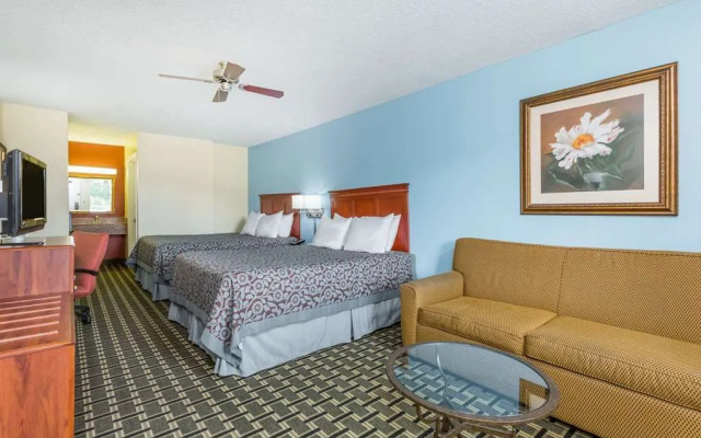 photo 3 of Days Inn Trenton