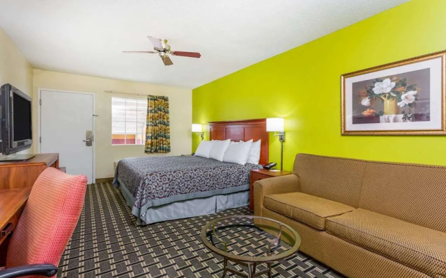 photo 5 of Days Inn Trenton