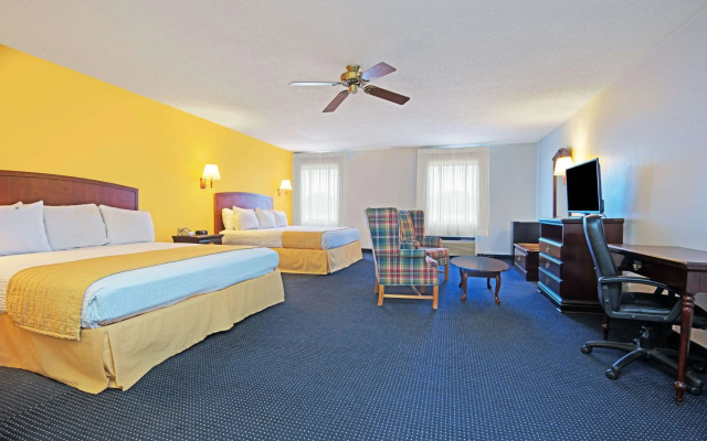 photo 3 of Days Inn by Wyndham Troy
