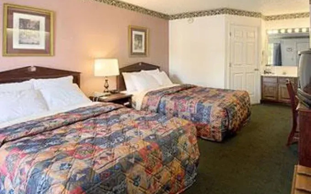 photo 3 of Days Inn Union