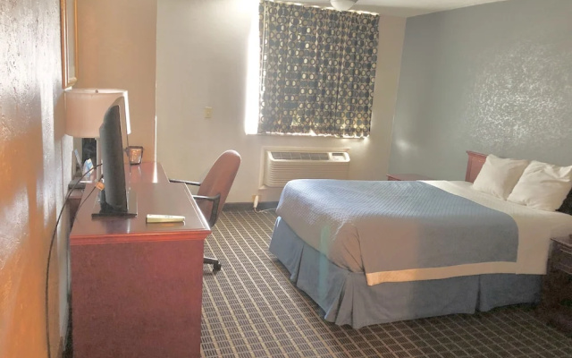 photo 3 of Days Inn West Des Moines