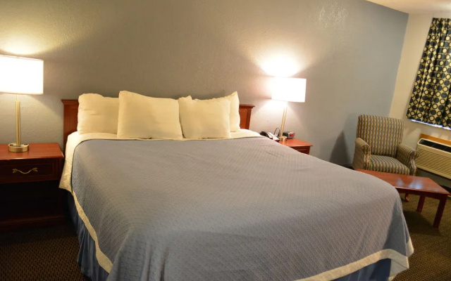 photo 4 of Days Inn West Des Moines