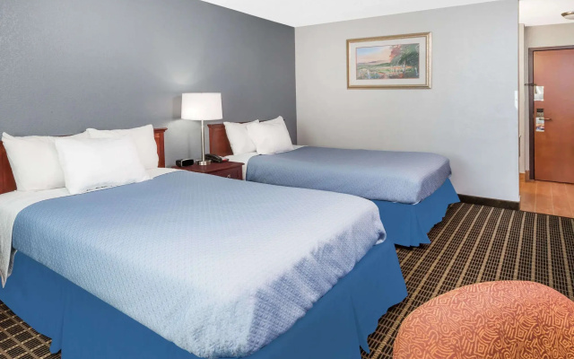 photo 5 of Quality Inn West Des Moines - Clive