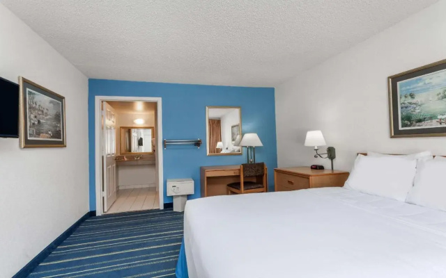 photo 2 of Days Inn by Wyndham West Palm Beach
