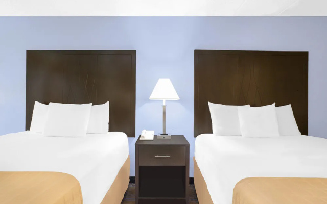 photo 5 of Days Inn Wilkes Barre