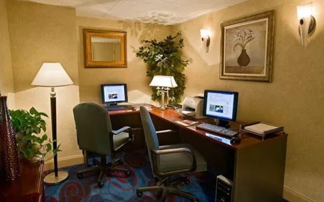photo 5 of DoubleTree by Hilton Dayton Downtown