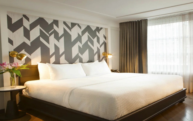 photo 4 of The Tillary Hotel Brooklyn (ex Dazzler Brooklyn)