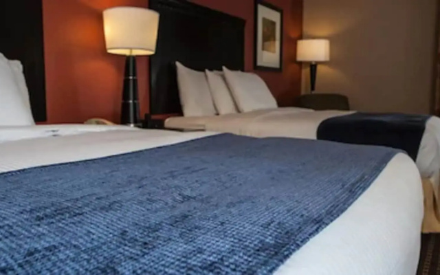 photo 3 of Decatur Conference Center & Hotel