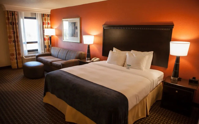 photo 4 of Decatur Conference Center & Hotel