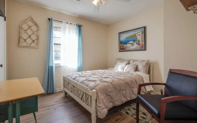 photo 2 of Decatur Vacation Rental Retreat w/ Private Yard!