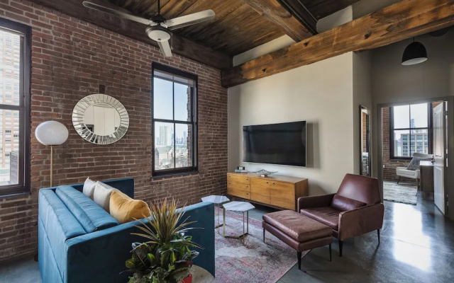 photo 4 of Deedee's Industrial Lofts