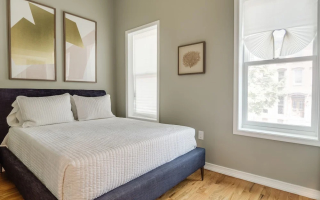 photo 4 of Deedee's Townhome Hamilton Park