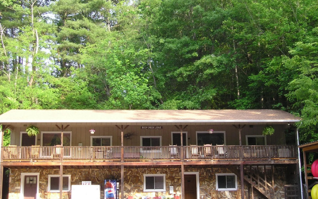photo 2 of Deep Creek Lodge
