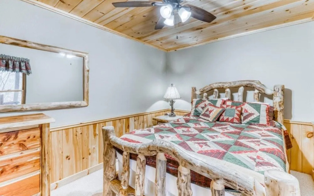 photo 4 of Deepwater Lodge
