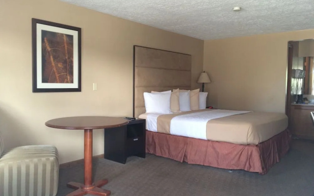 photo 5 of Deer Creek Motel