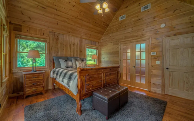 photo 3 of Deer Haven Hideaway by Escape to Blue Ridge