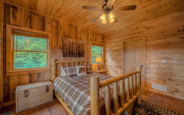 photo 4 of Deer Haven Hideaway by Escape to Blue Ridge