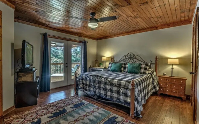 photo 4 of Deer Ridge by Escape to Blue Ridge