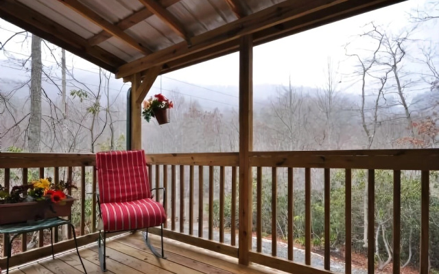 photo 3 of Deer Run - 1 Br Cabin