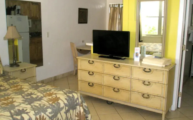 photo 3 of Deerfield Beach Motel