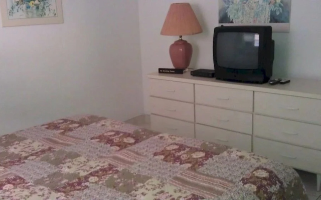 photo 3 of Deerfield Buccaneer Resort Apartments