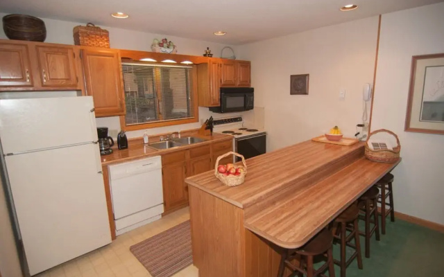 photo 4 of Deerfield Village 135