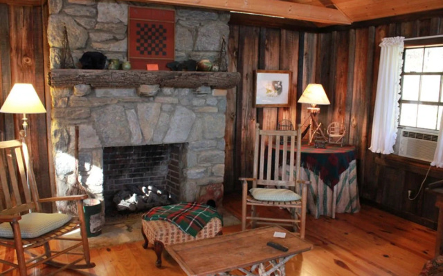 photo 3 of Deerwoode Lodge and Cabins