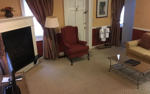 photo 2 of Delamater Inn