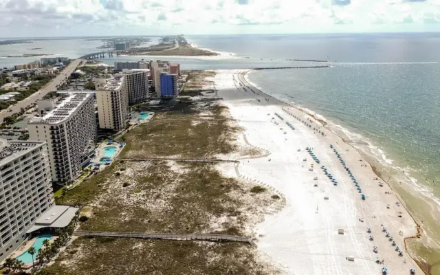 photo 4 of Delightful Beachfront Condo Indoor Outdoor Pool