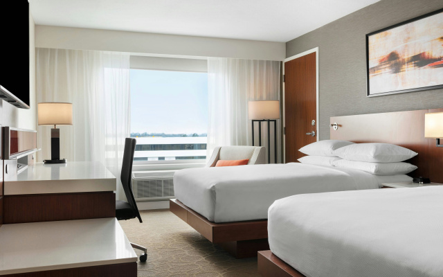 photo 3 of Delta Hotels by Marriott Indianapolis Airport