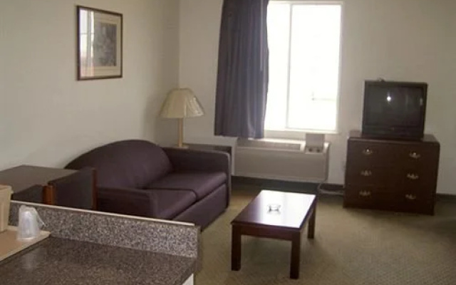 photo 4 of Delux Inn Express and Suites