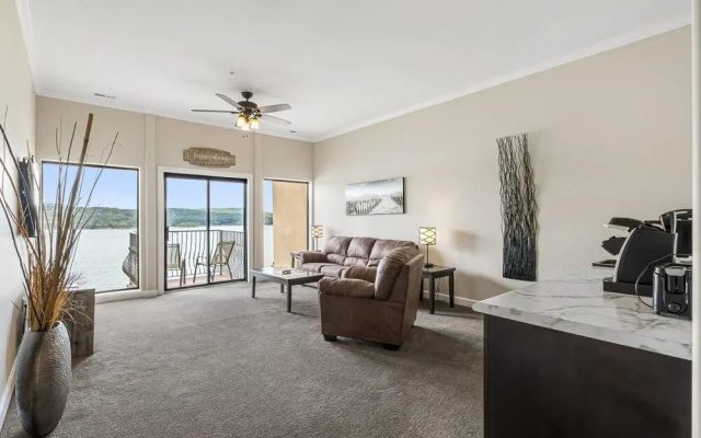 photo 5 of Deluxe 2 Bedroom Villa Lakefront