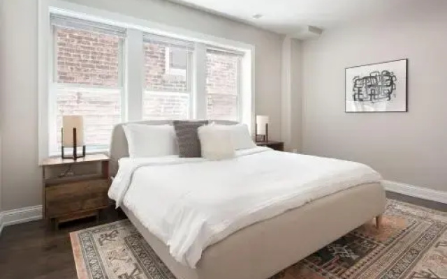 photo 5 of Deluxe Wicker Park Suites by Sonder