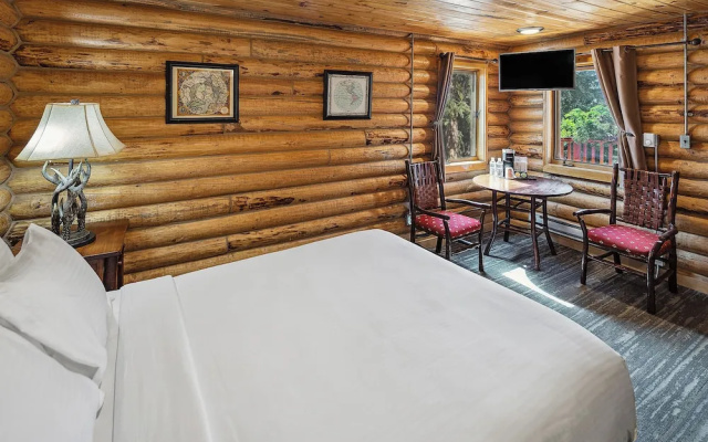 photo 5 of Denali Crow's Nest Cabins