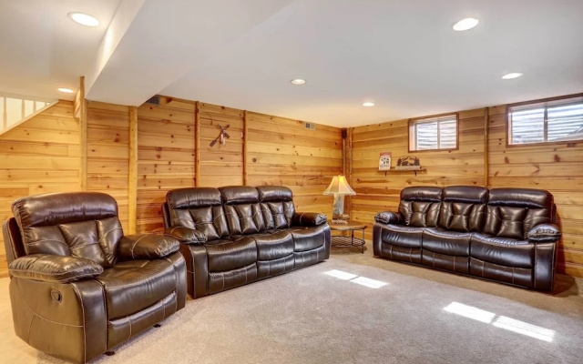 photo 2 of Centennial Home w/ Game Room, 11 Mi to Downtown!