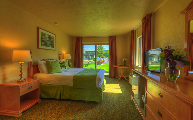 photo 3 of Der Ritterhof Inn