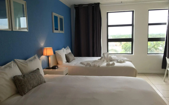 photo 4 of Design Suites Hollywood Beach