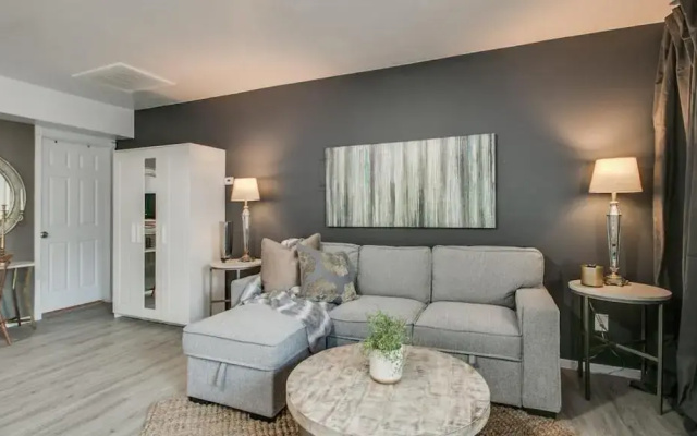 photo 4 of Designer Condo in Hip Zen Yard! Midtown Phoenix!