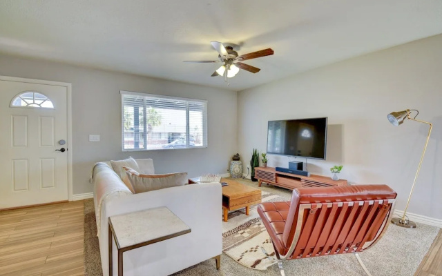 photo 4 of Designer Desert Escape In Old Town W/ Private Pool 4 Bedroom Home