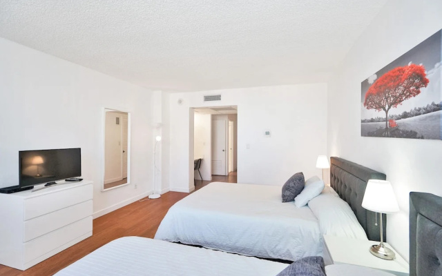 photo 3 of Destination Stays-Ocean View Condo Miami